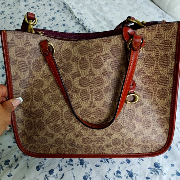 Coach Handbags - Coach Tyler Carryall Tote In Signature Canvas